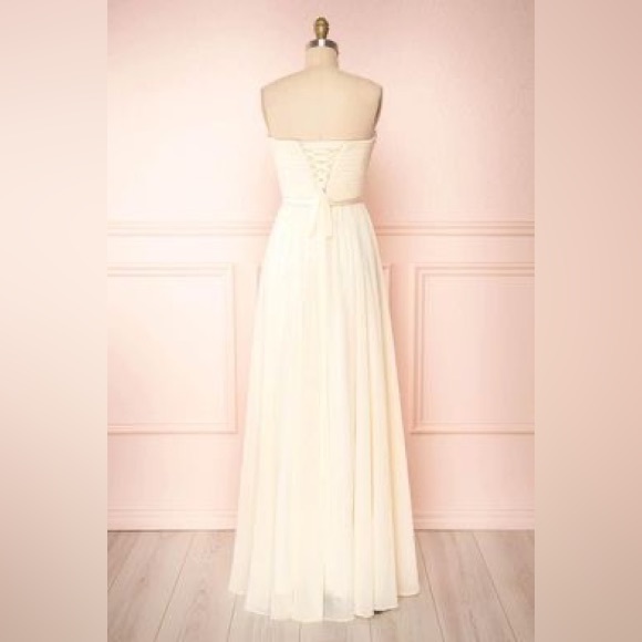 Strapless Ivory Gown - Picture 3 of 7